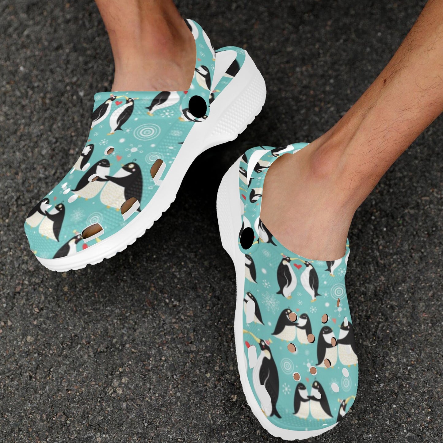 Penguin Love Print Unisex Clogs Shoes
