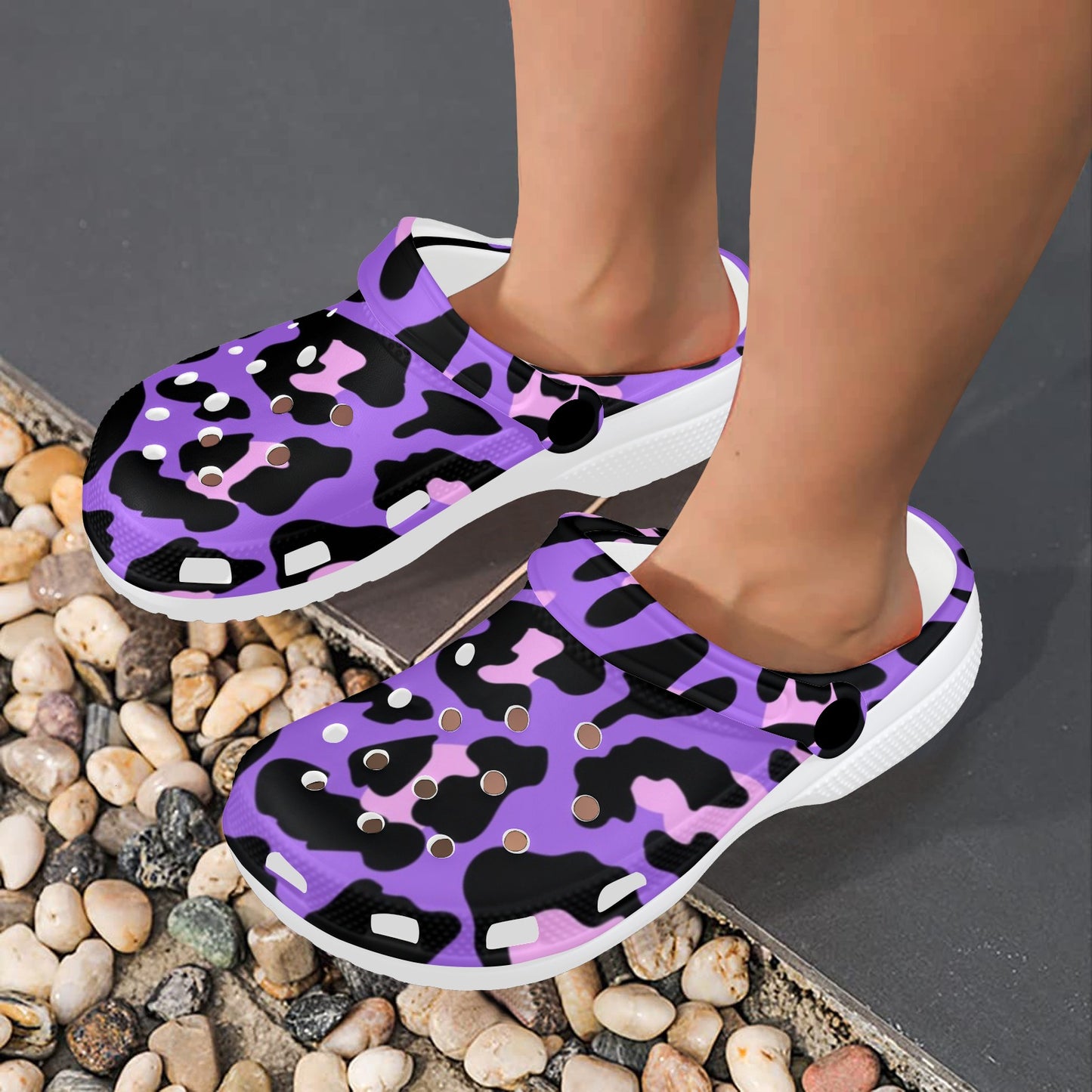 Cheetah Purple Neon Print Pattern Unisex Clogs Shoes