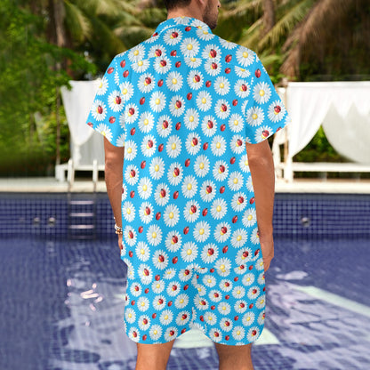 Ladybug with Daisy Themed Print Pattern Men's Beach Shirt and Shorts Set