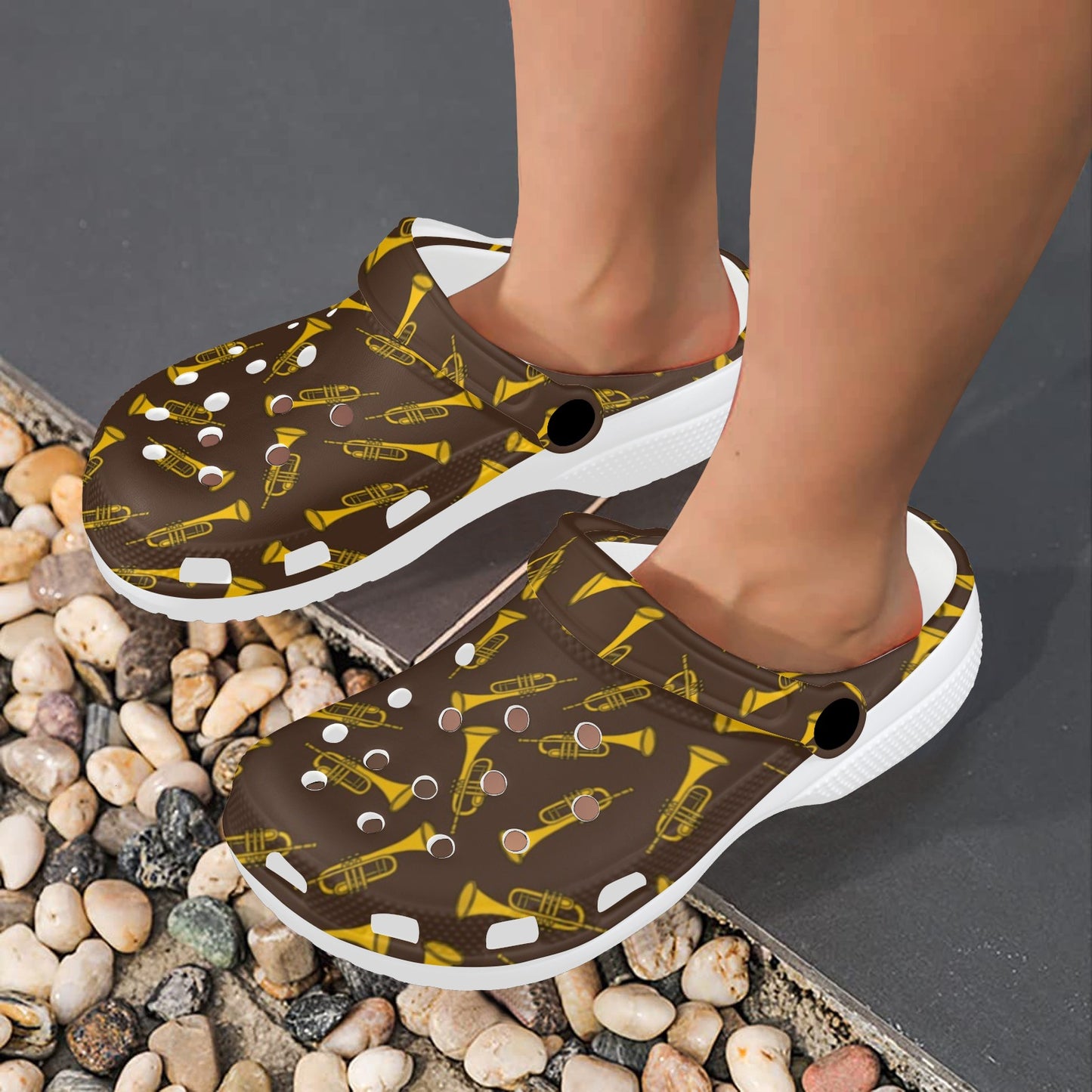 Trumpet Pattern Design Print Unisex Clogs Shoes