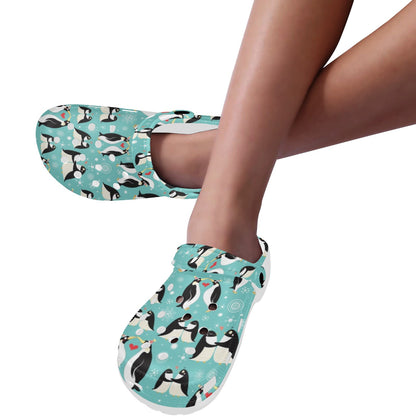 Penguin Love Print Unisex Clogs Shoes
