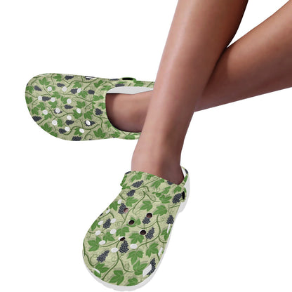 Wine Grape Thmed Print Unisex Clogs Shoes