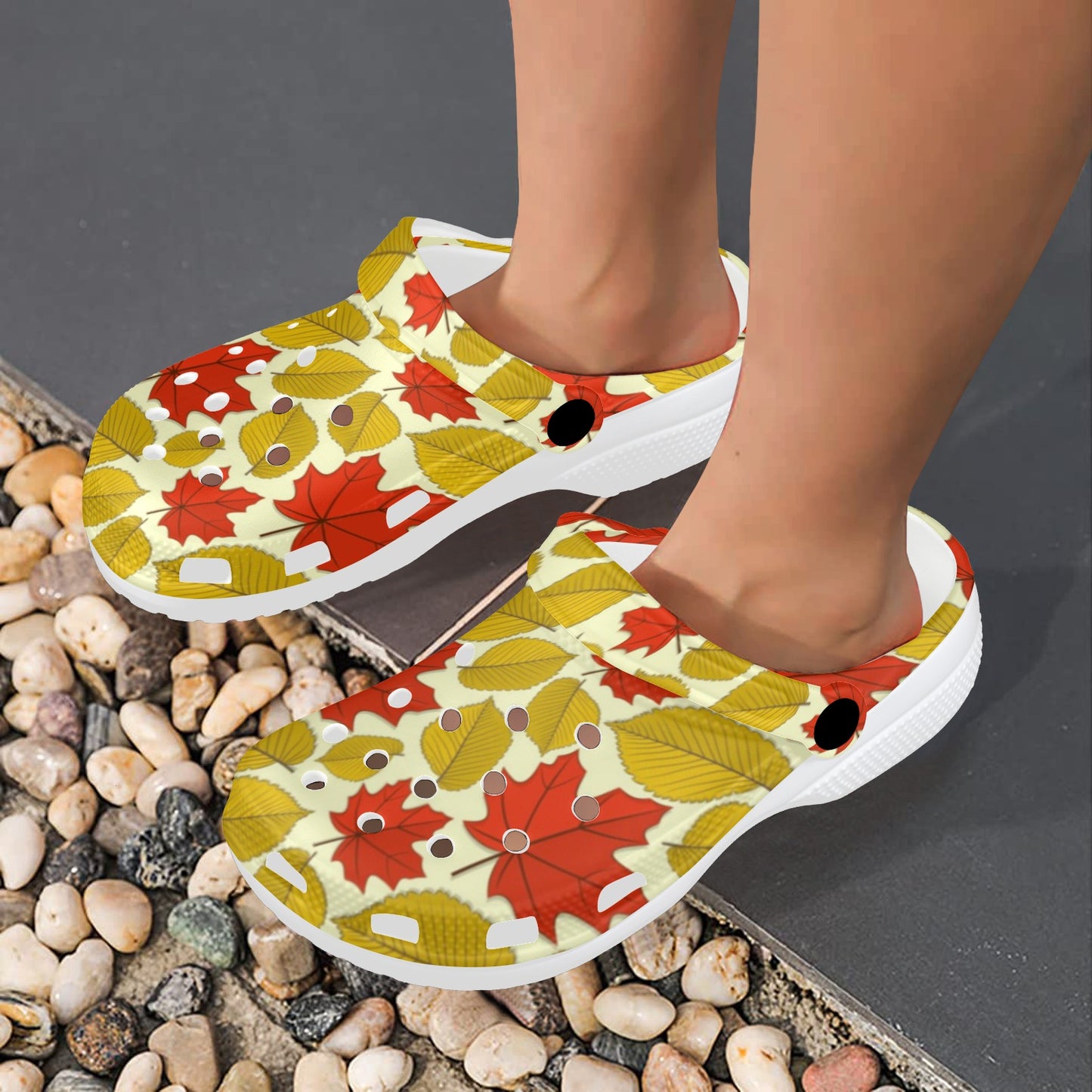 Elm Maple Leave Print Pattern Unisex Clogs Shoes