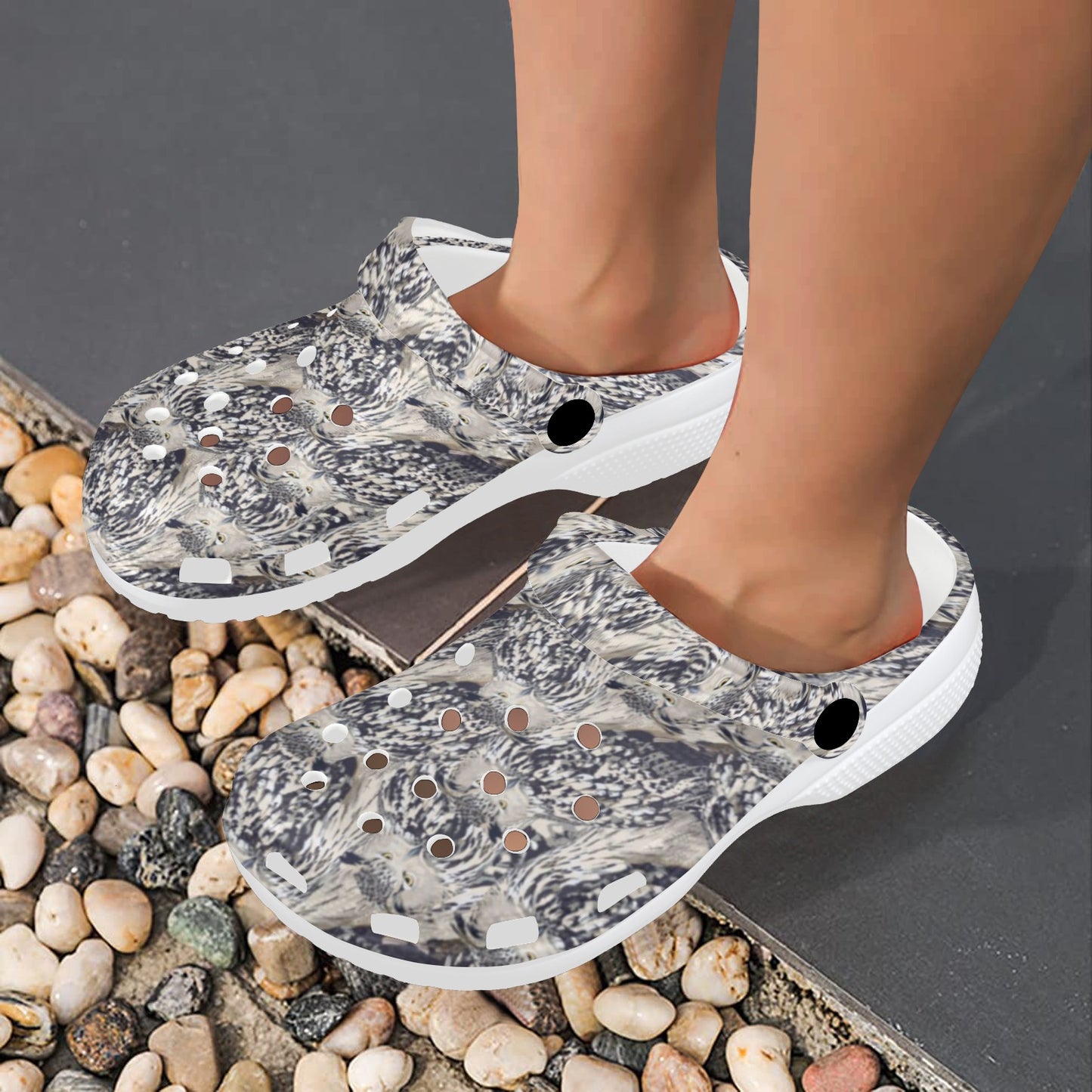 Owl Realistic Themed Design Print Unisex Clogs Shoes