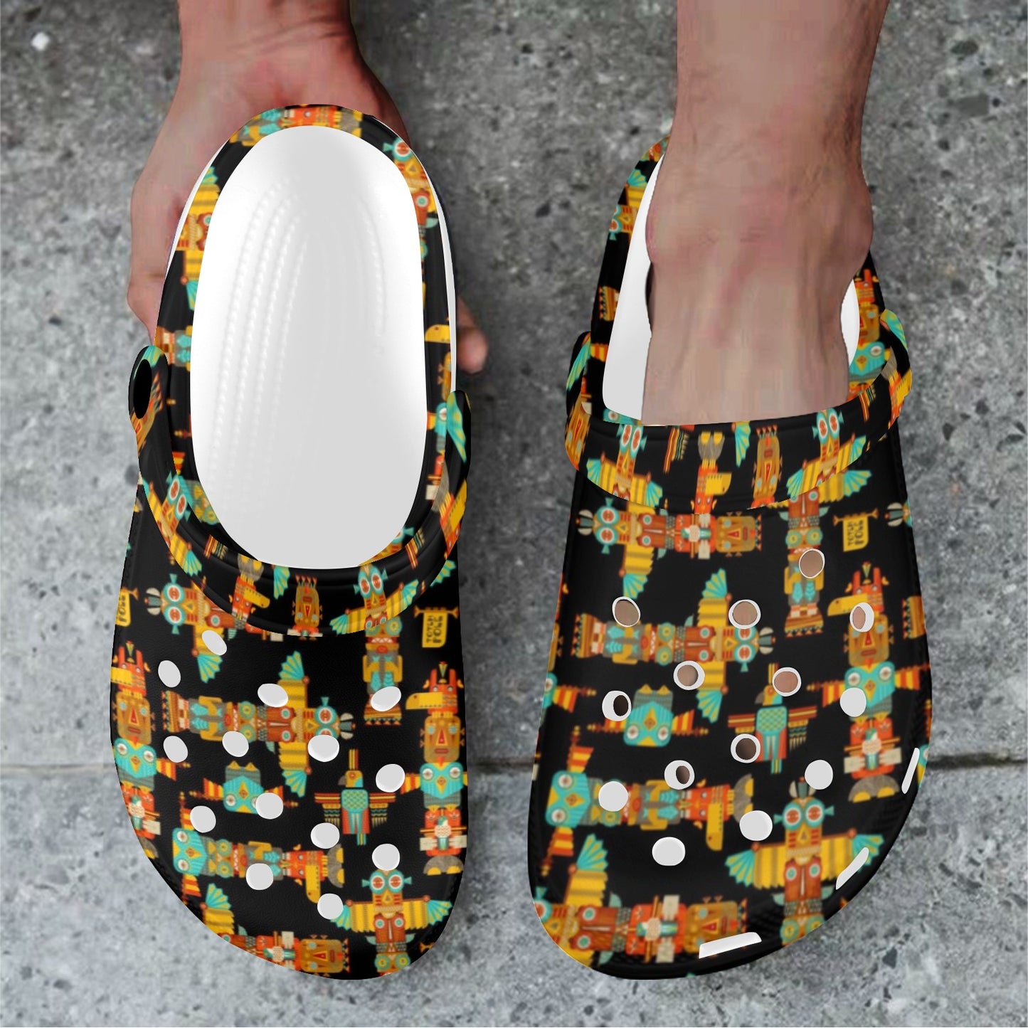 Totem Pole Cartoon Print Unisex Clogs Shoes