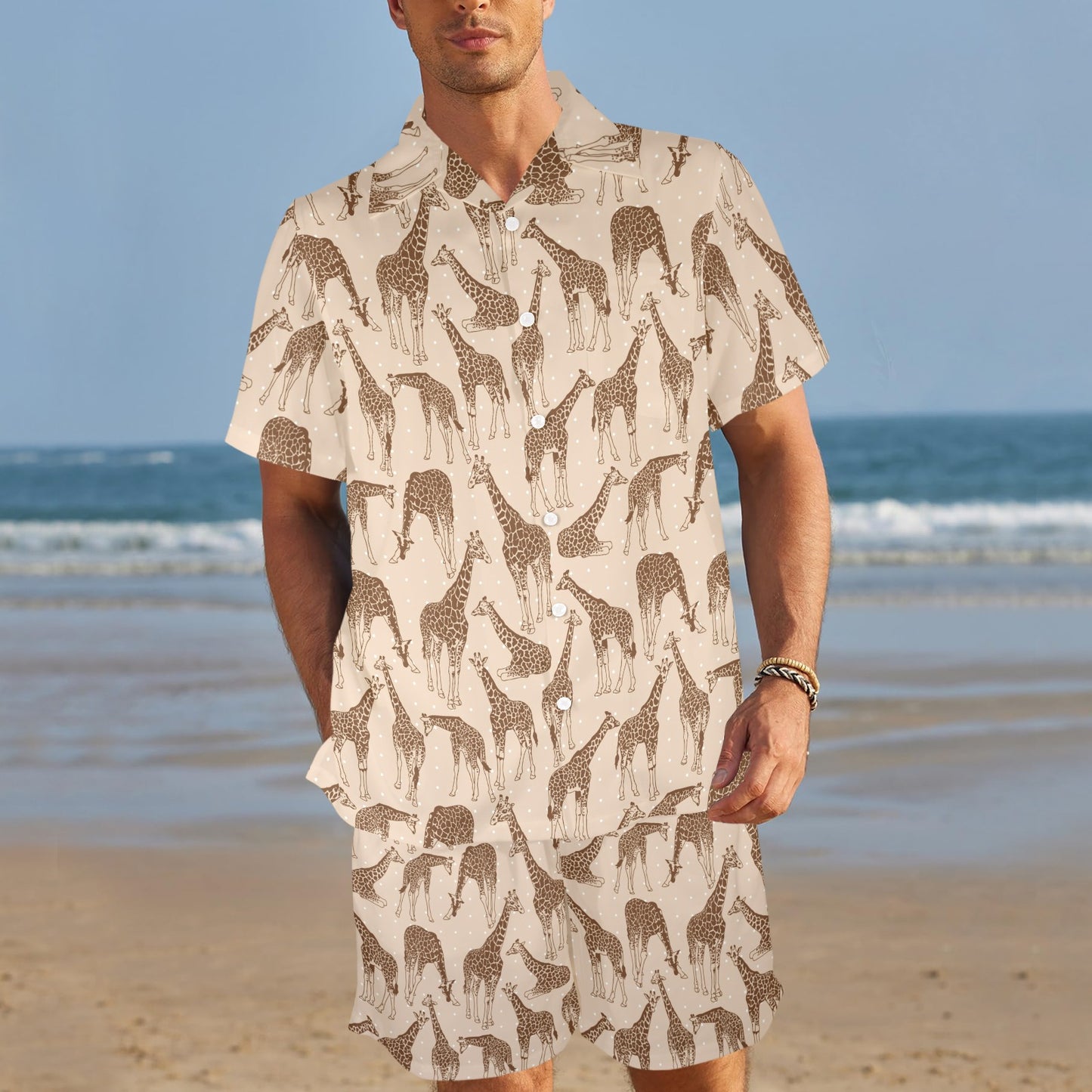Giraffe Pattern Design Print Men's Beach Shirt and Shorts Set