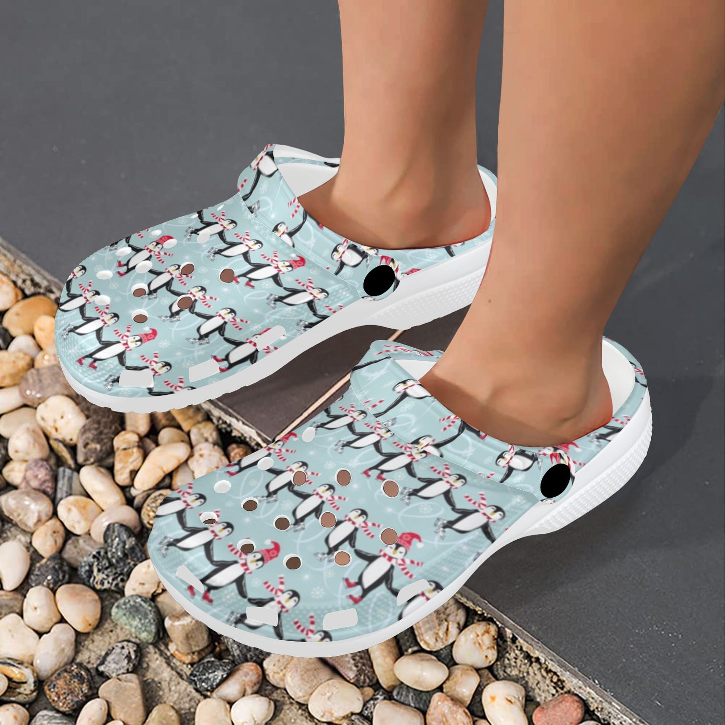 Penguin Sking Design Unisex Clogs Shoes