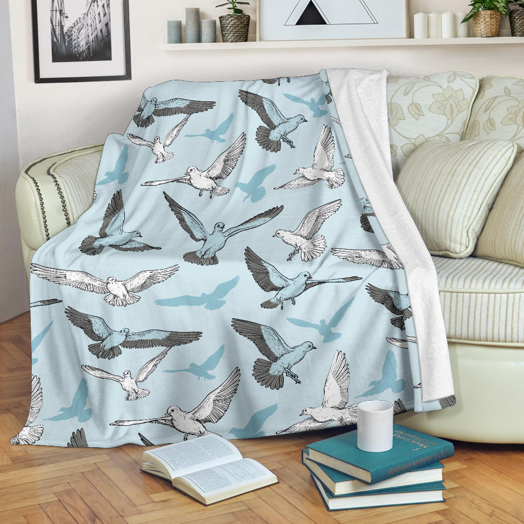 Pigeon Pattern Print Design 03 Premium Blanket