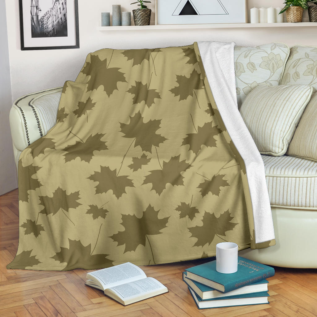 Maple Leaf Pattern Print Design 01 Premium Blanket