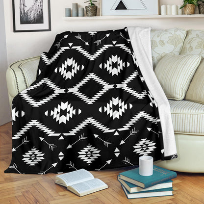 Native Pattern Print Design A04 Premium Blanket