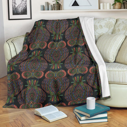 Owl Pattern Print Design A05 Premium Blanket