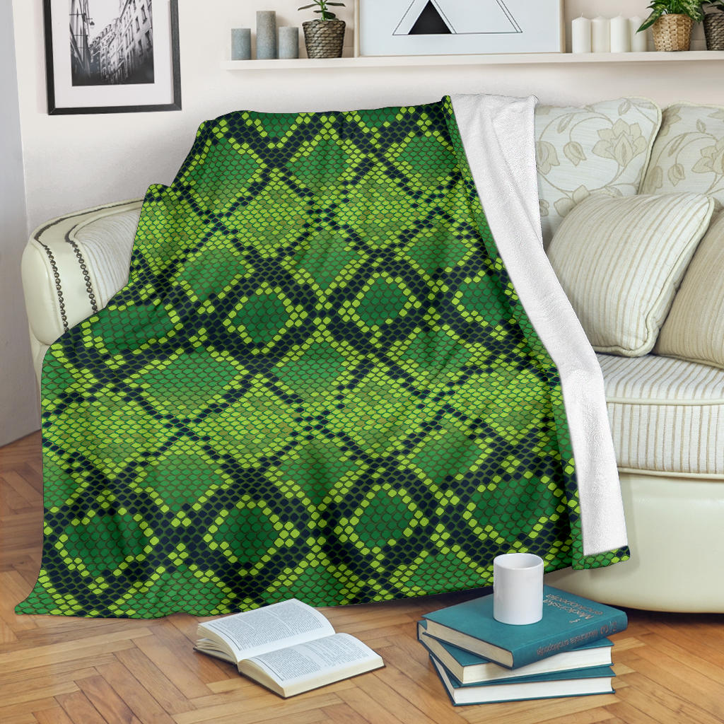 Python Green Pattern Print Design A01 Premium Blanket