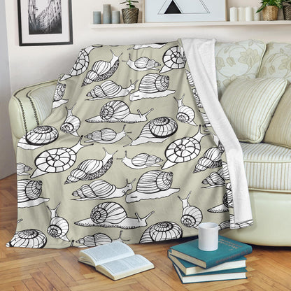 Snail Pattern Print Design 03 Premium Blanket