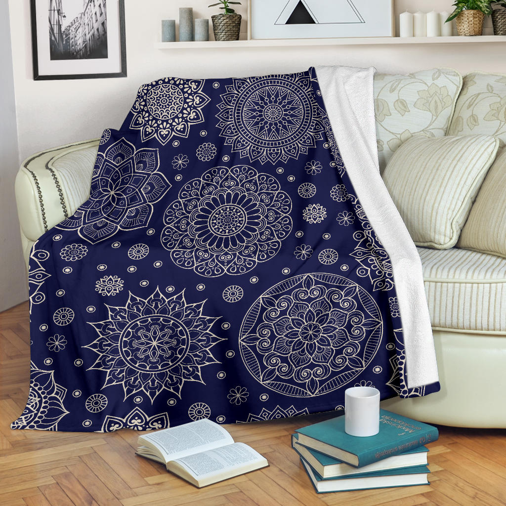 Mandala Pattern Print Design 02 Premium Blanket