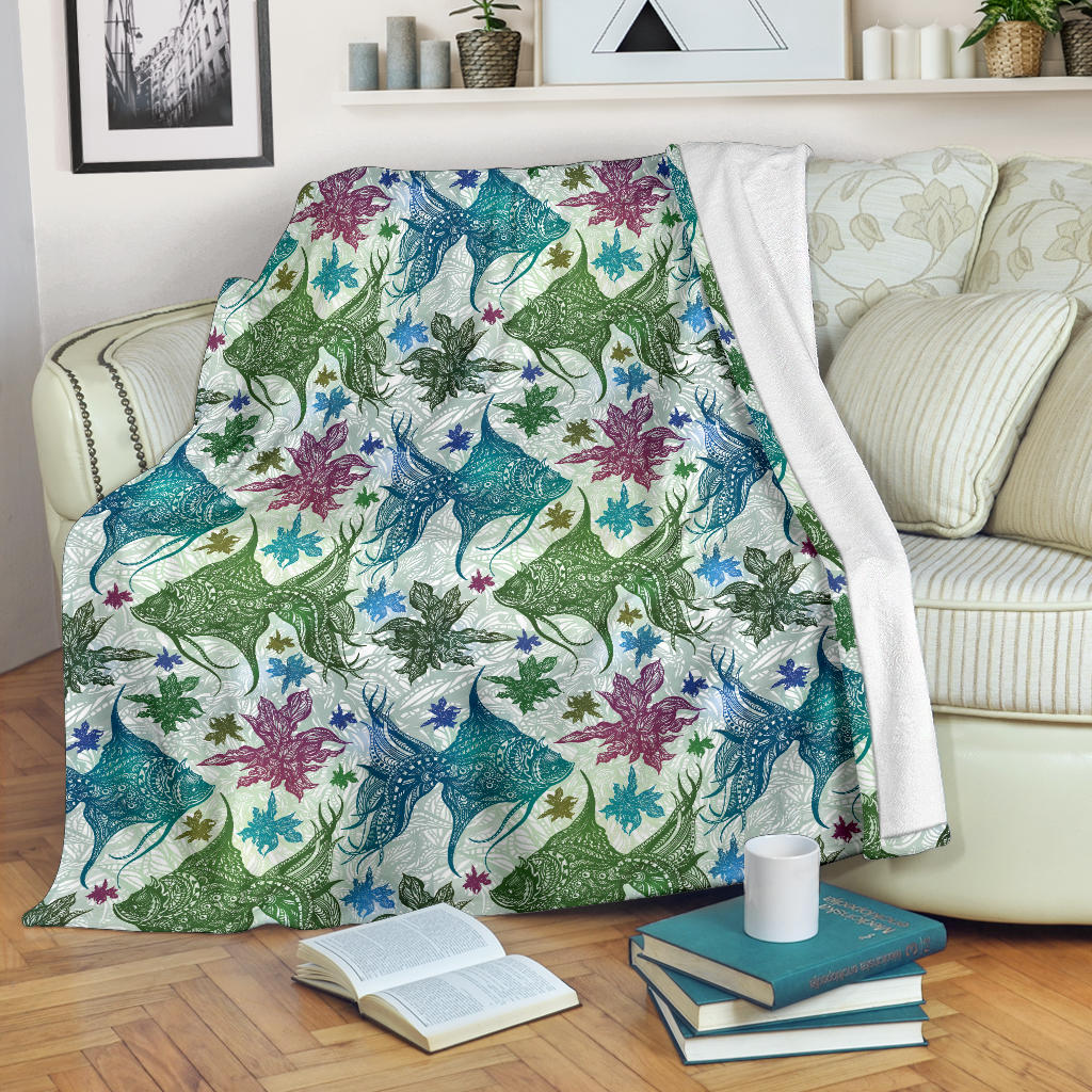Angelfish Tribal Pattern Print Design 01 Premium Blanket