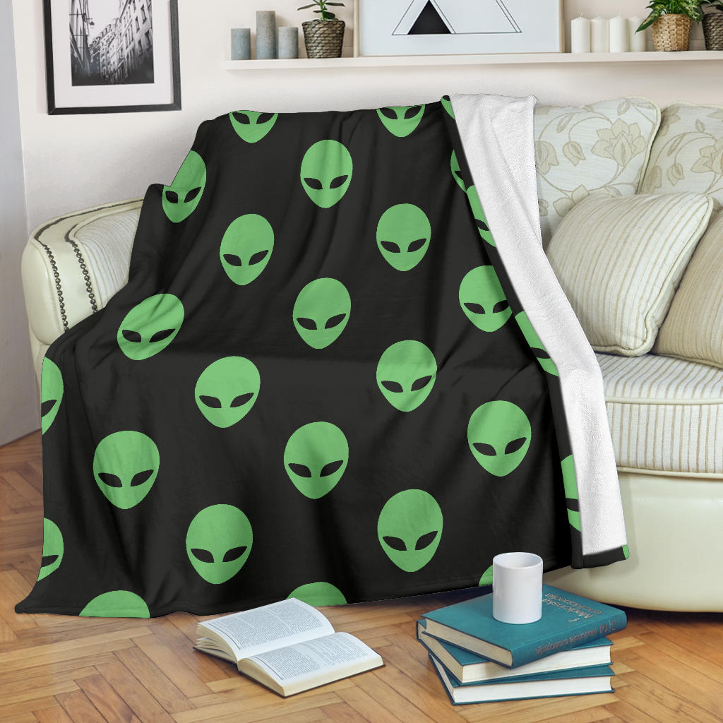 Alien Green Neon Pattern Print Design 01 Premium Blanket
