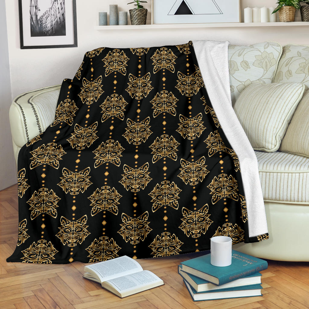 Aztec Wolf Pattern Print Design 04 Premium Blanket
