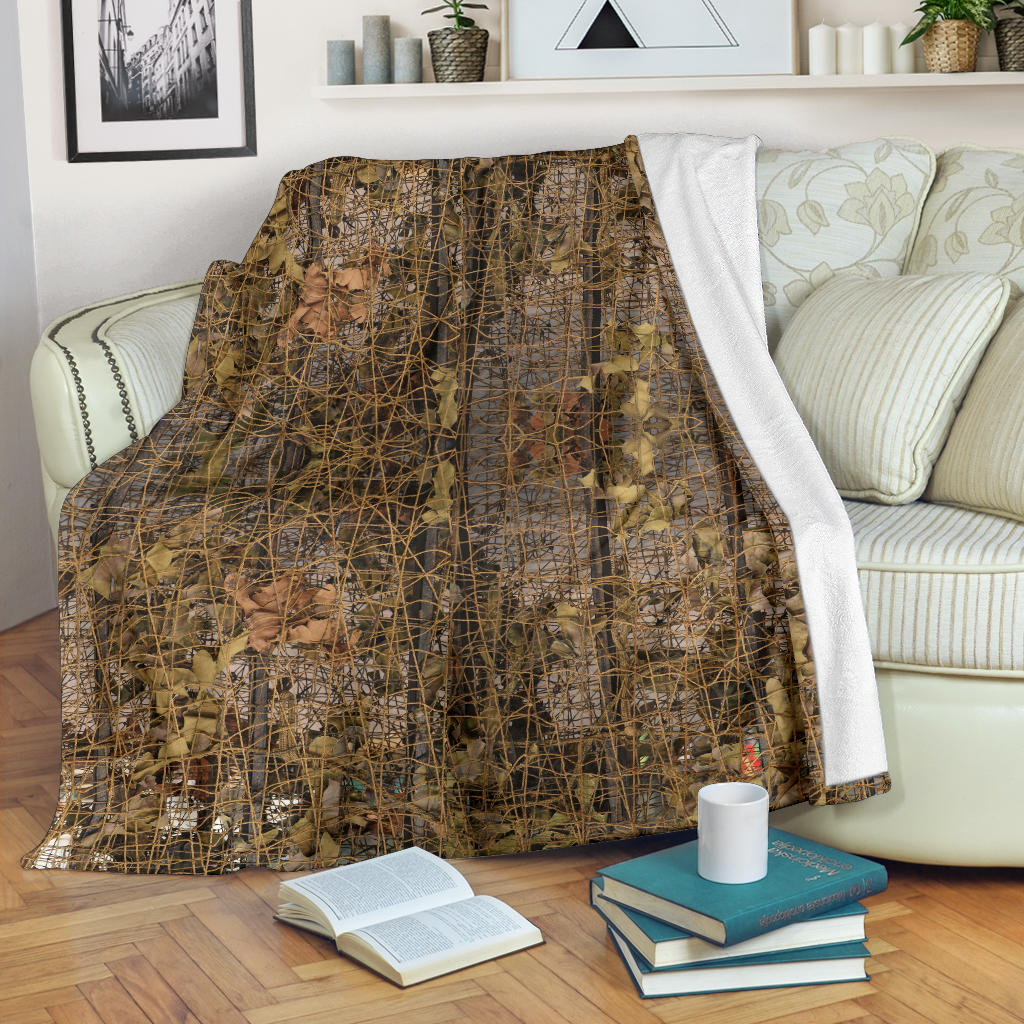 Camouflage Realtree Pattern Print Design 01 Premium Blanket