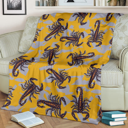Scorpion Pattern Print Design 01 Premium Blanket