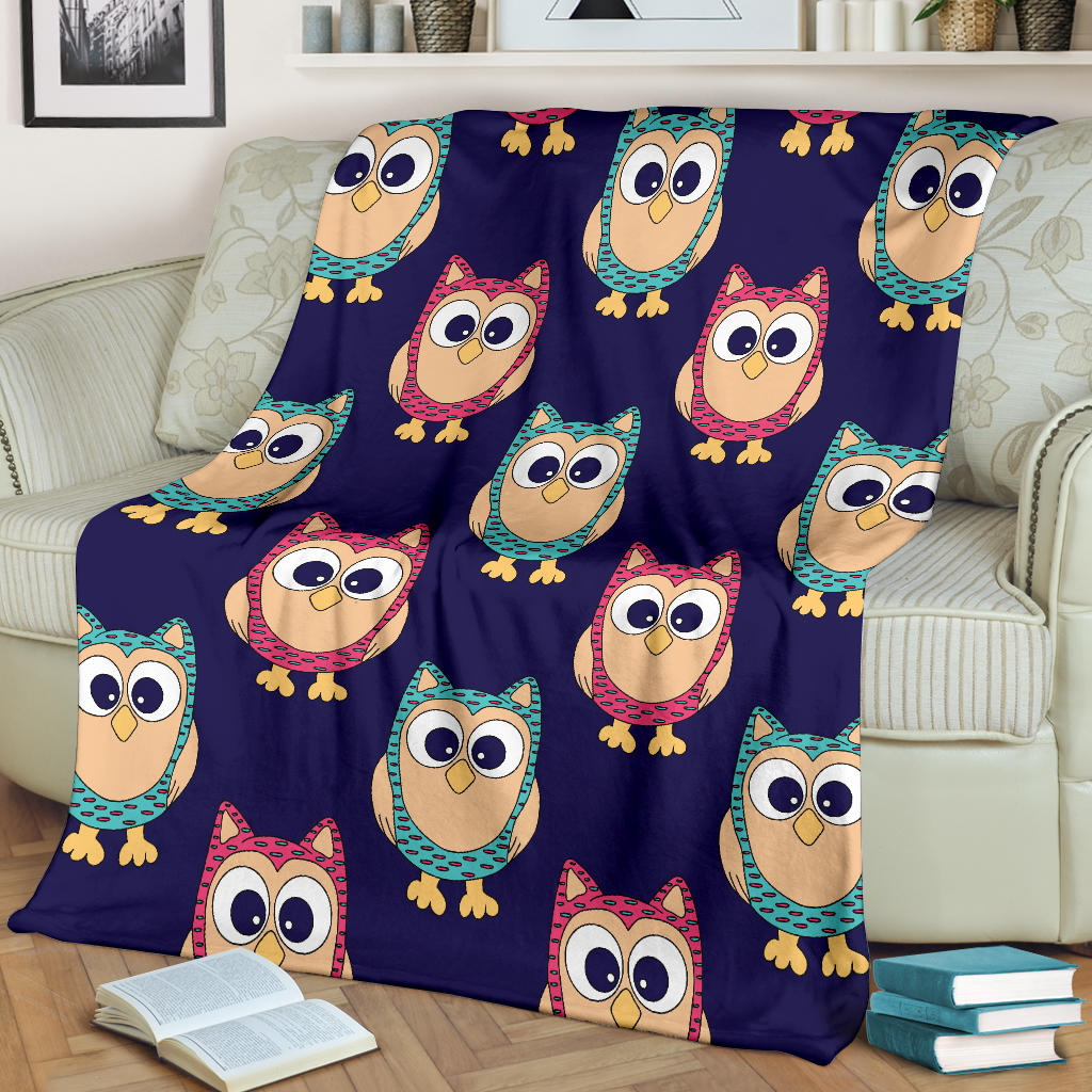 Owl Pattern Print Design A06 Premium Blanket