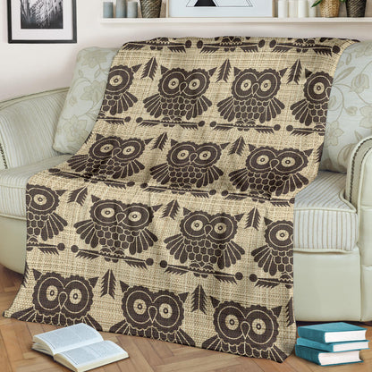 Owl Pattern Print Design A01 Premium Blanket