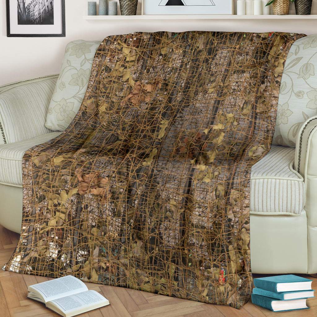 Camouflage Realtree Pattern Print Design 01 Premium Blanket