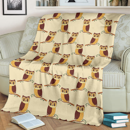Owl Pattern Print Design A07 Premium Blanket