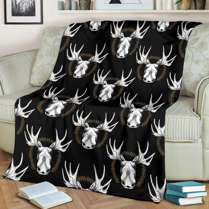 Moose Pattern Print Design 02 Premium Blanket