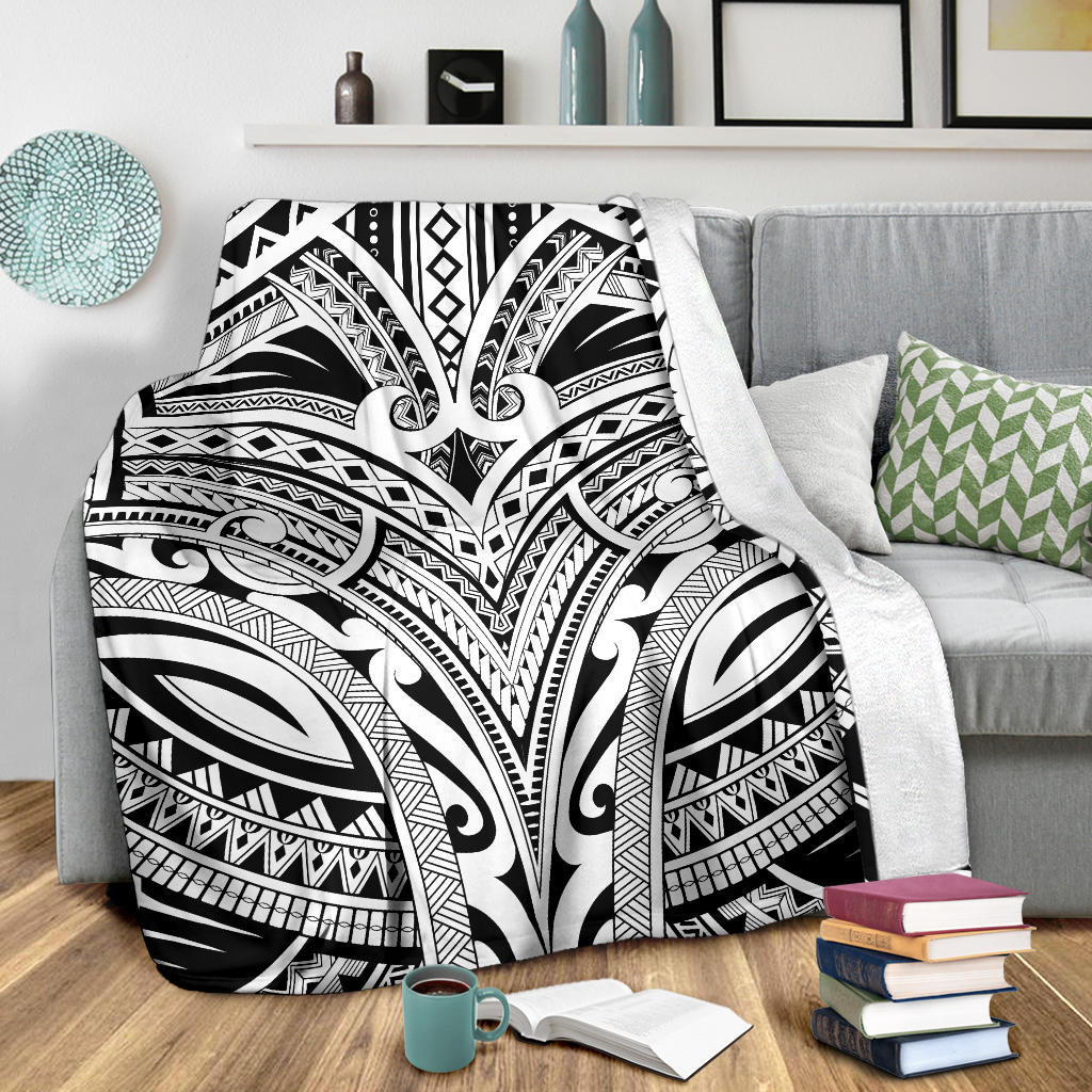 Maori Pattern Print Design 06 Premium Blanket