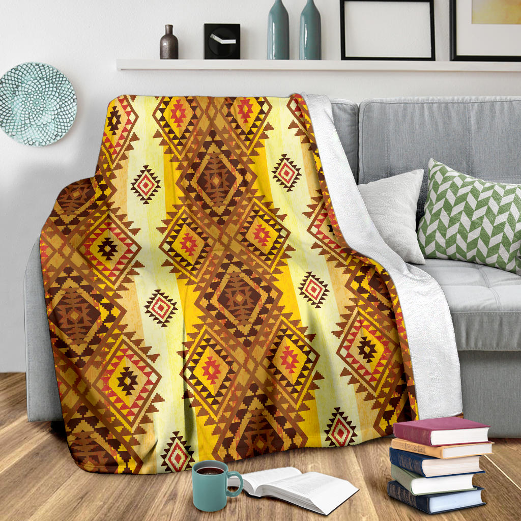 Native Pattern Print Design A09 Premium Blanket