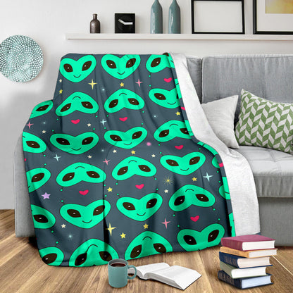 Alien Head Heart Pattern Print Design 03 Premium Blanket