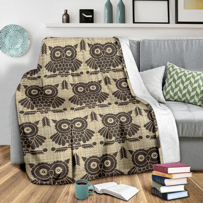 Owl Pattern Print Design A01 Premium Blanket