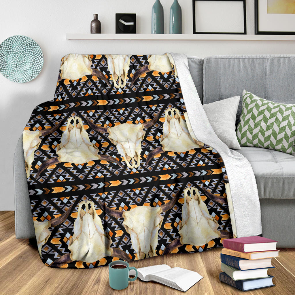Buffalo Head Pattern Print Design 03 Premium Blanket
