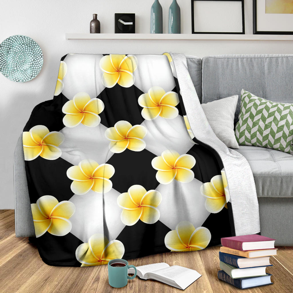 Plumeria Pattern Print Design A04 Premium Blanket