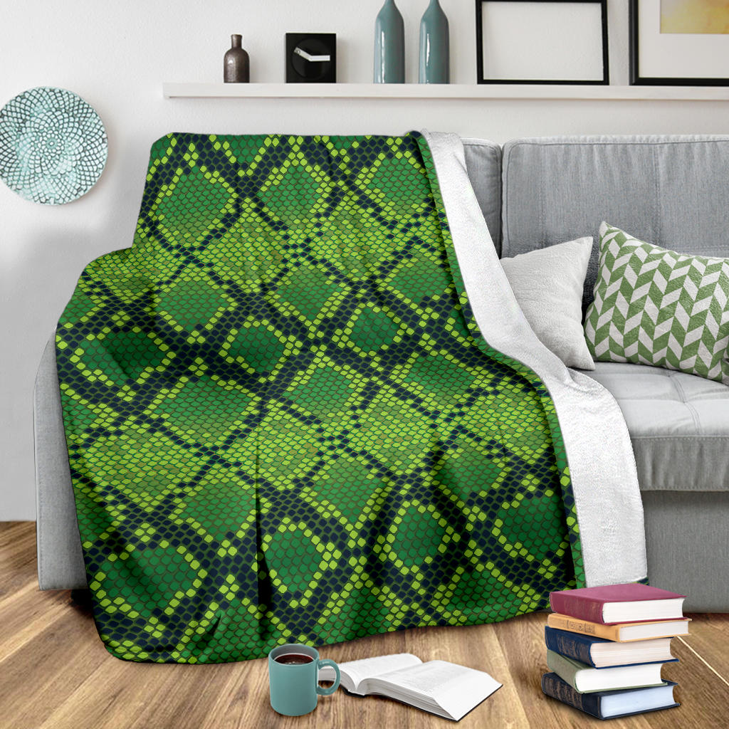 Python Green Pattern Print Design A01 Premium Blanket