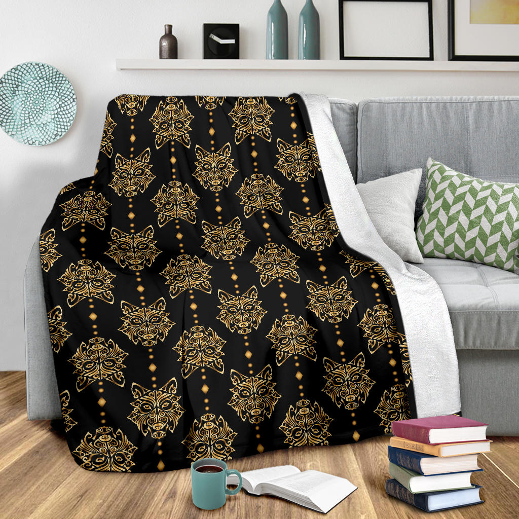 Aztec Wolf Pattern Print Design 04 Premium Blanket