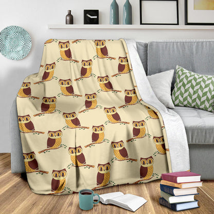 Owl Pattern Print Design A07 Premium Blanket