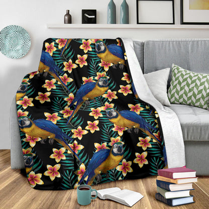 Macaw Pattern Print Design 01 Premium Blanket