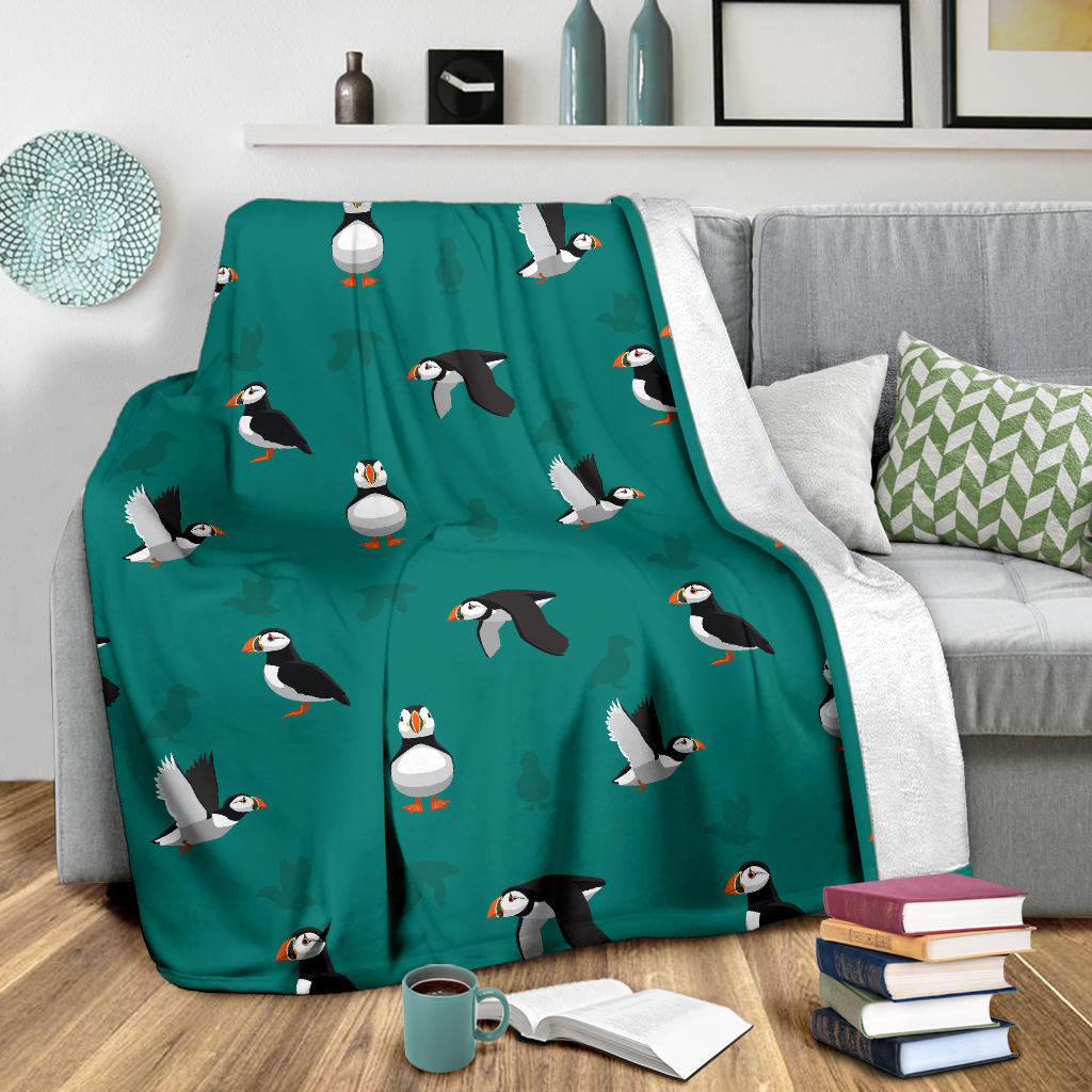 Puffin Pattern Print Design A02 Premium Blanket