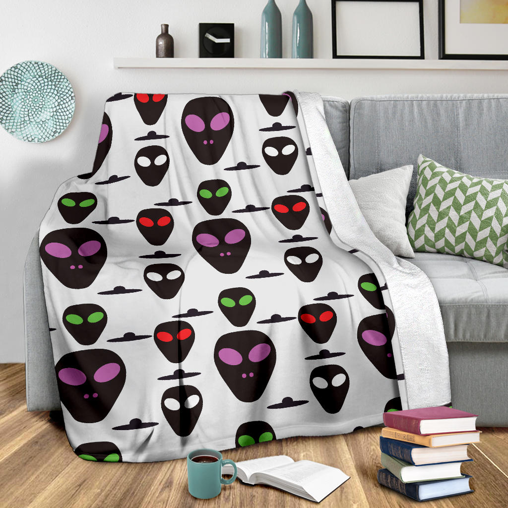 Alien Pattern Print Design 06 Premium Blanket