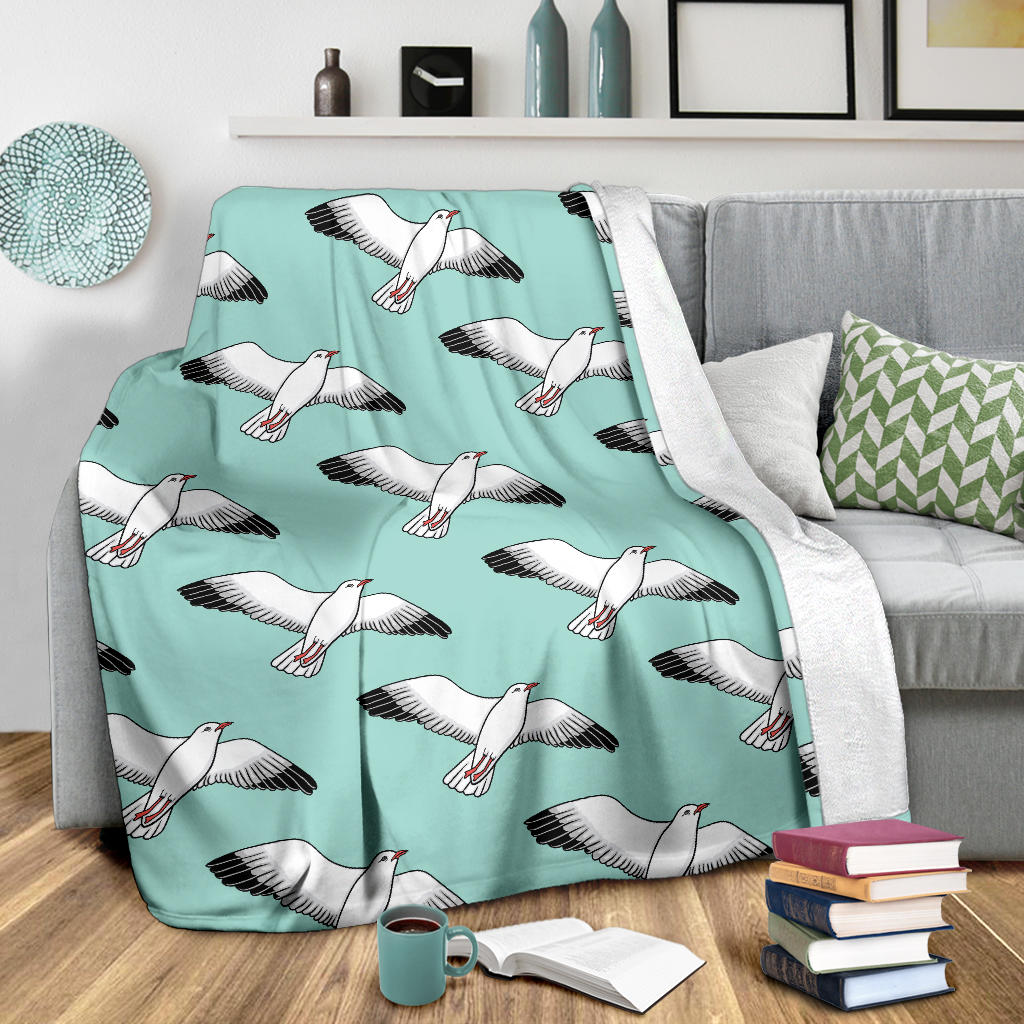 Pigeon Pattern Print Design 02 Premium Blanket