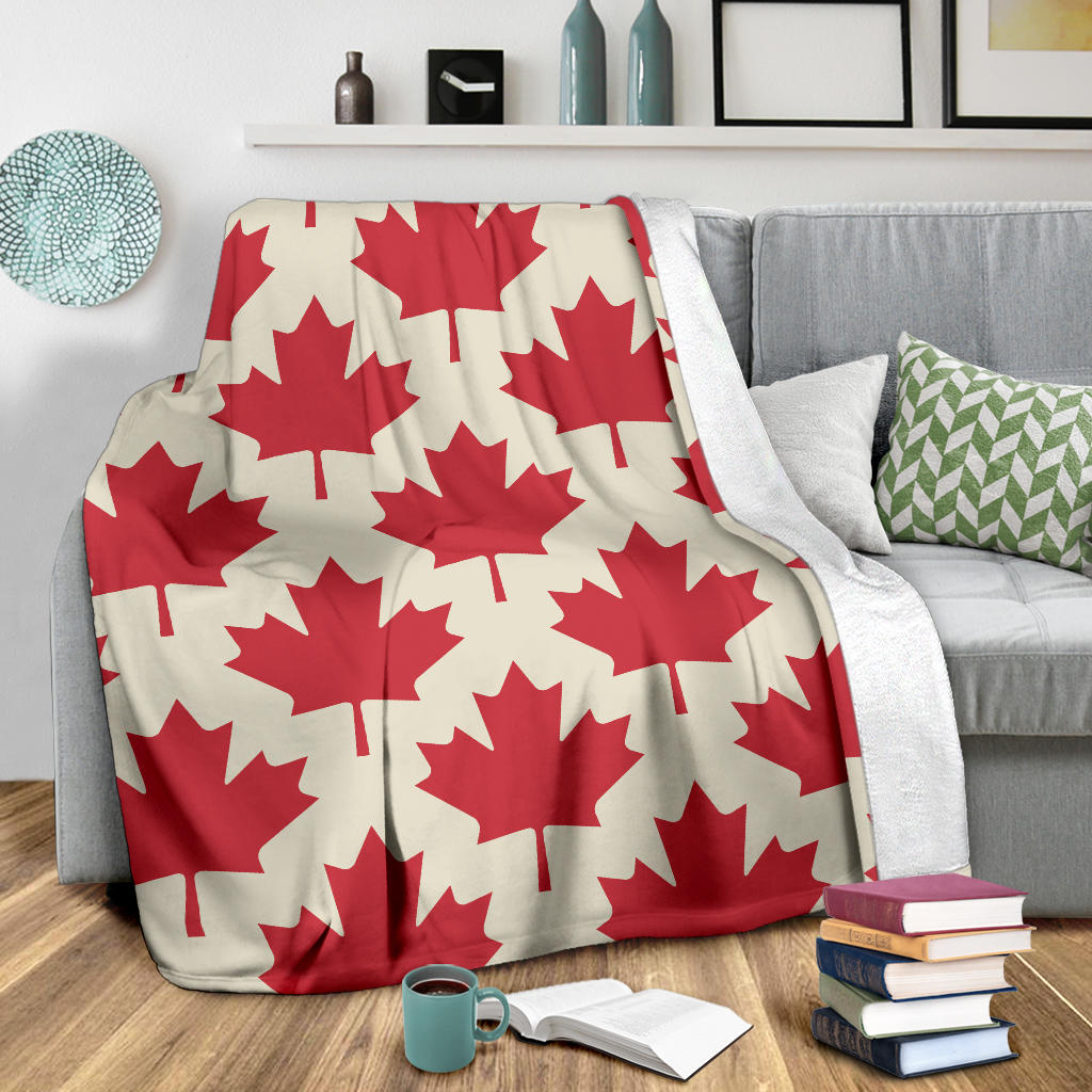 Maple Leaf Pattern Print Design 03 Premium Blanket