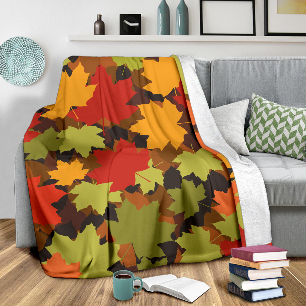 Maple Leaf Pattern Print Design 05 Premium Blanket