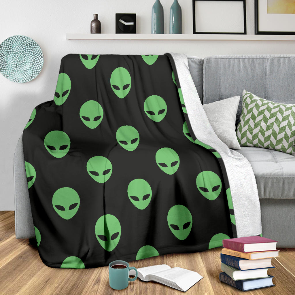 Alien Green Neon Pattern Print Design 01 Premium Blanket