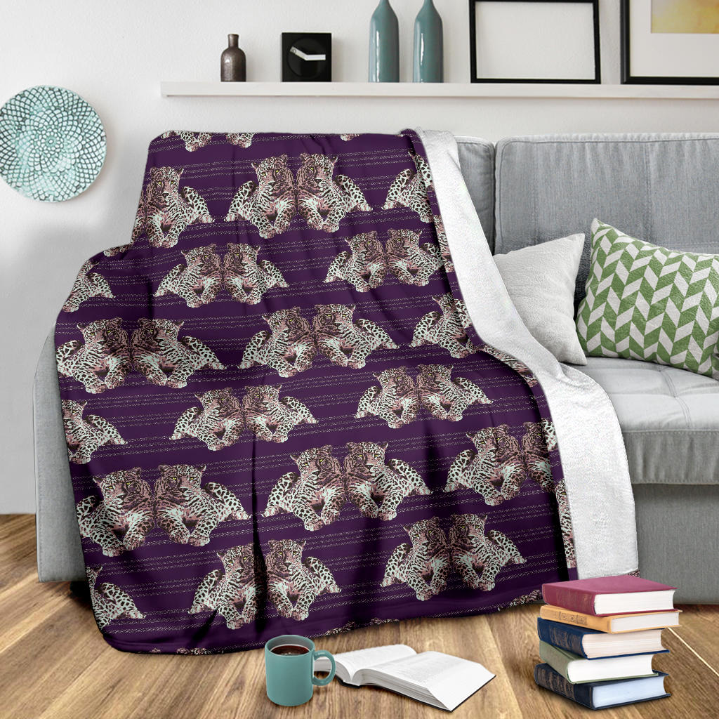 Leopard Pattern Print Design 01 Premium Blanket