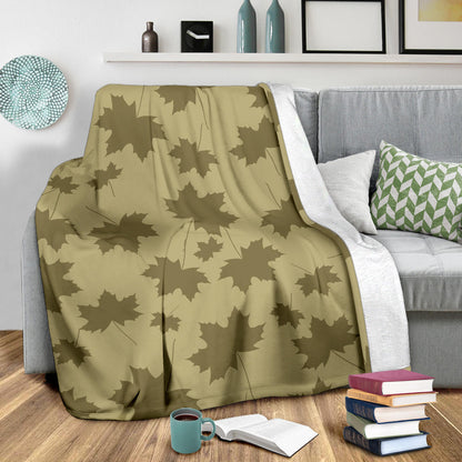 Maple Leaf Pattern Print Design 01 Premium Blanket