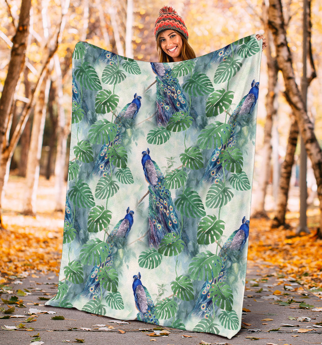 Peacock Pattern Print Design A02 Premium Blanket