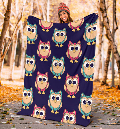 Owl Pattern Print Design A06 Premium Blanket