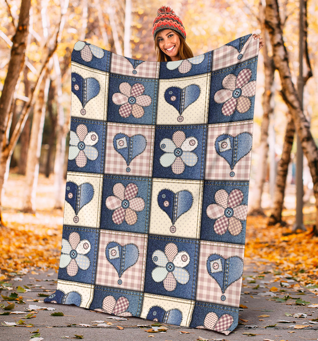 Patchwork Heart Flower Pattern Print Design 01 Premium Blanket