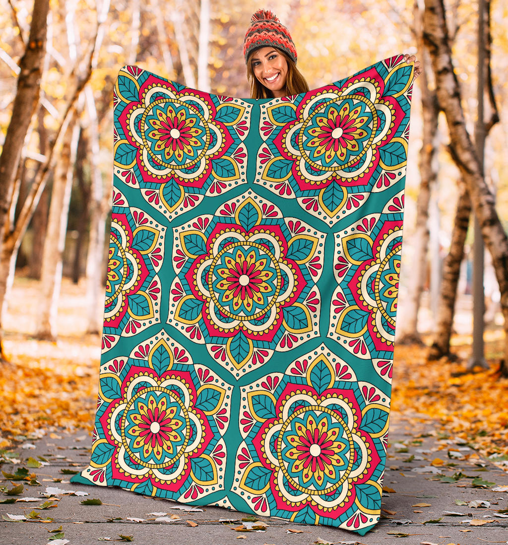 Mandala Pattern Print Design 03 Premium Blanket
